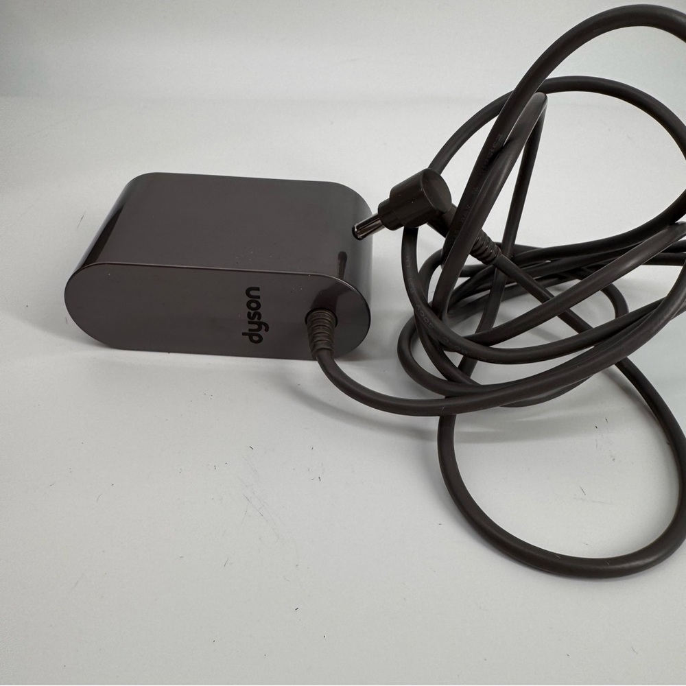 Genuine Dyson Battery Charger AC Power Supply Adapter Cord 270576-04